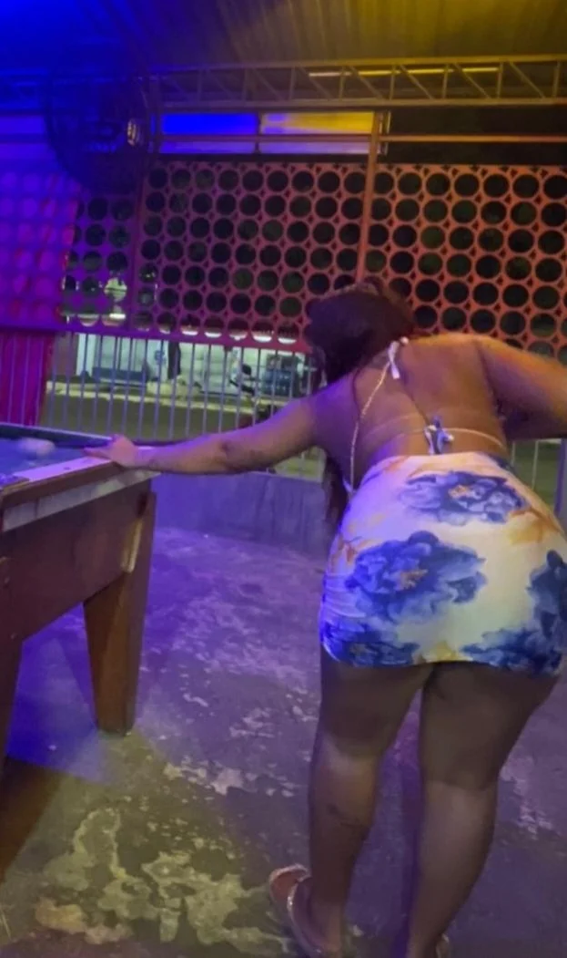 Gordinha boa pra leitar 💦 image 4