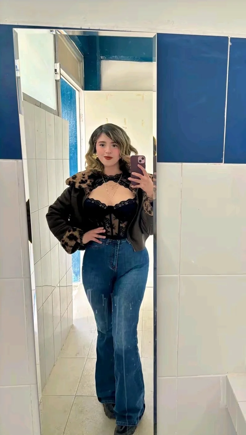 Adamaris morra rica del edomex le gusta enseñar todo image 50