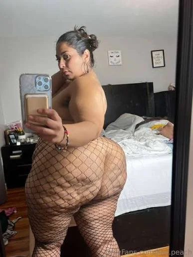 M3GA lat1nA bbW b0otY on J0jo !! image 28