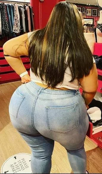 M3GA lat1nA bbW b0otY on J0jo !! image 7