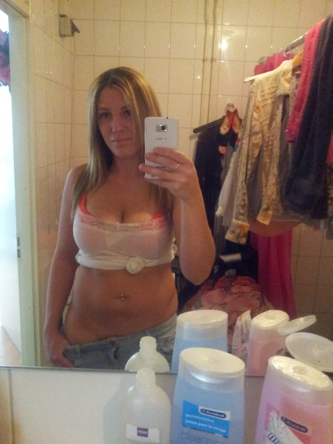 Dutch chick leaked image 8