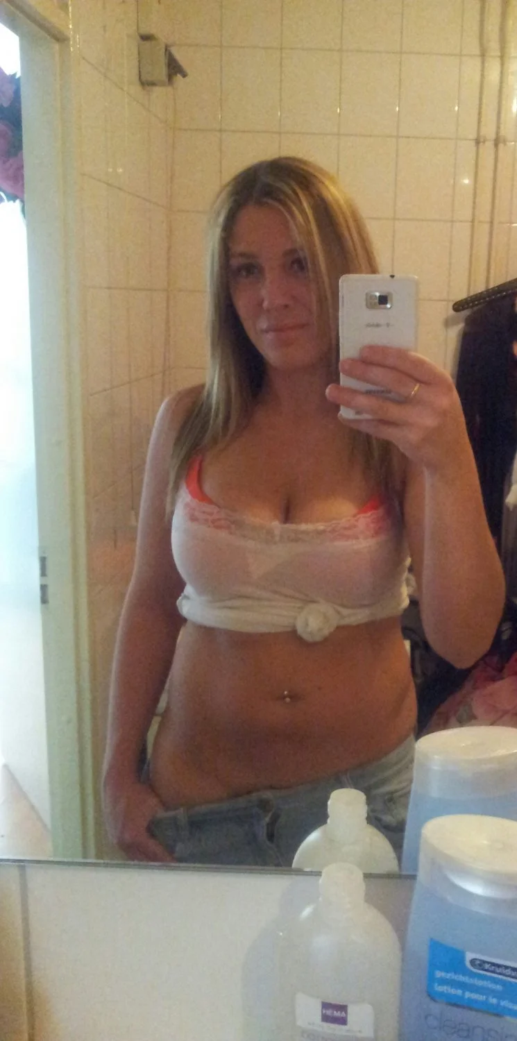 Dutch chick leaked image 9
