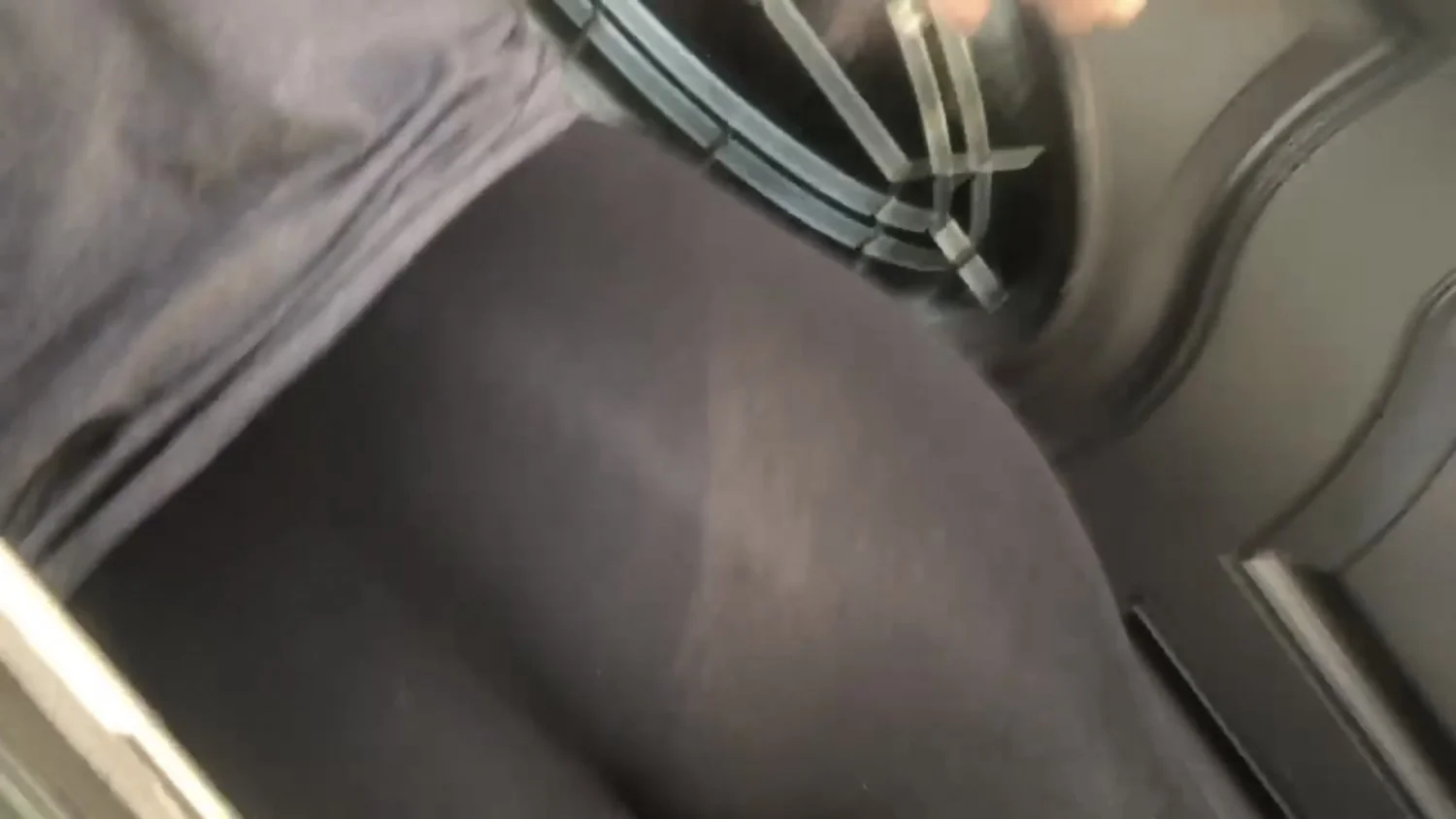 My moms fat ass booty in tight leggings (VPL) image 7