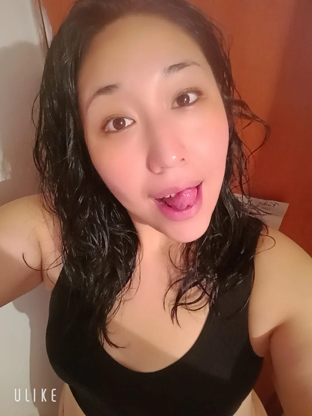 Mamá tocandose para su amo!! image 8