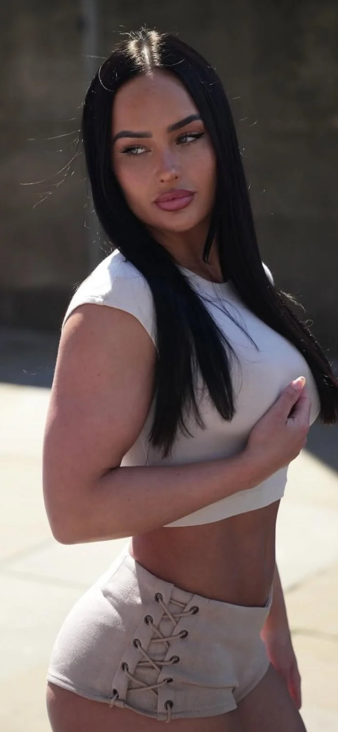 Ayannaluv main image