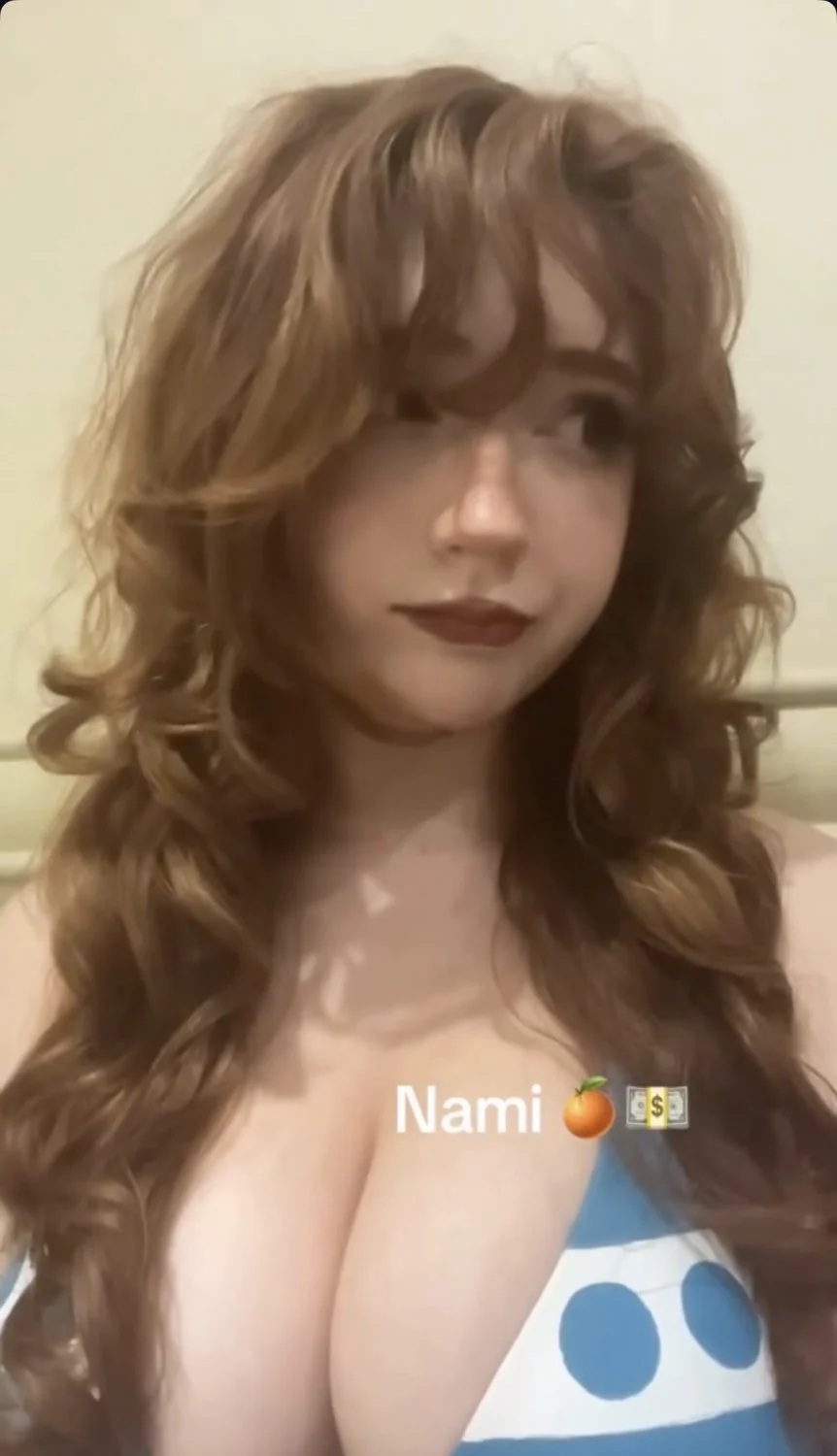 Insanely hot 18 yo whore Ava image 5