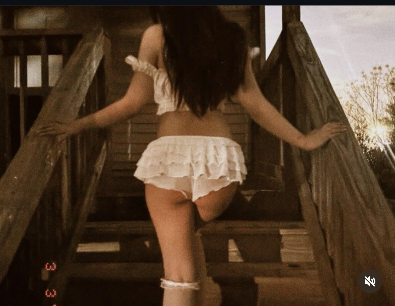 Insanely hot 18 yo whore Ava image 8