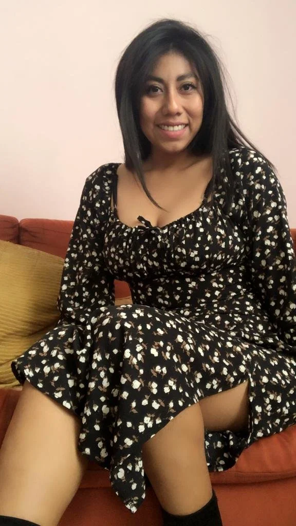 Karla Toto image 5