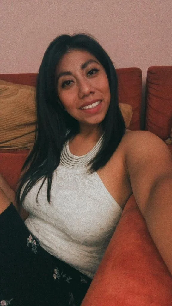 Karla Toto image 9