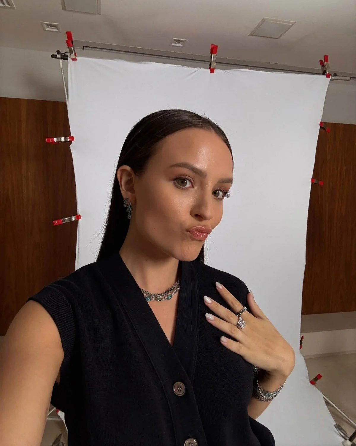 Perfeitas fotos na Larissa...Larissa Manoela famosa muito linda e deliciosa image 7