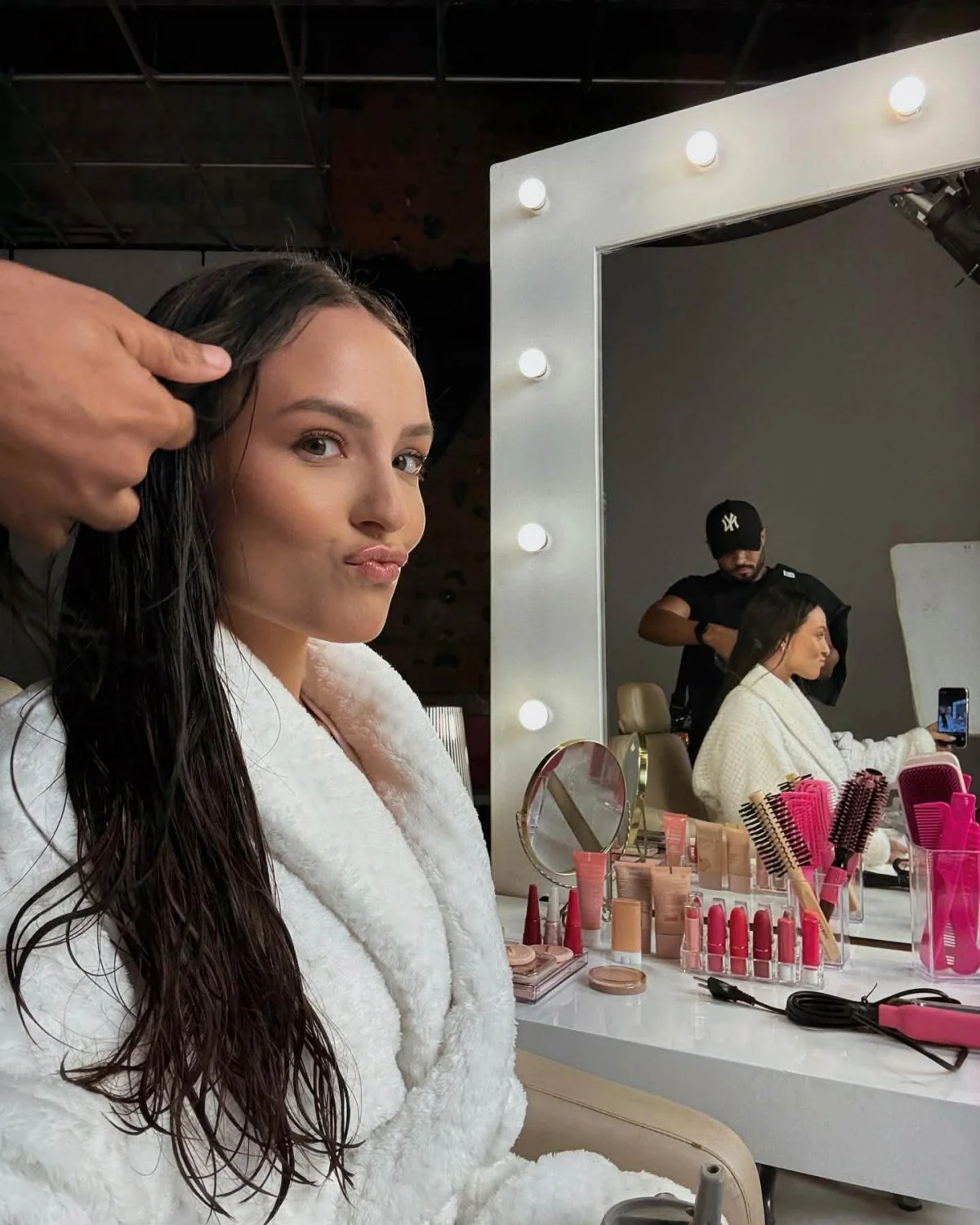 Perfeitas fotos na Larissa...Larissa Manoela famosa muito linda e deliciosa image 8