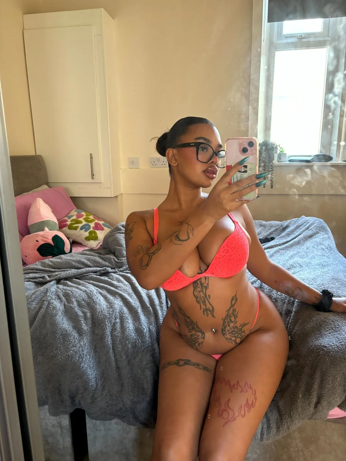Big titty redbone from the UK image 9