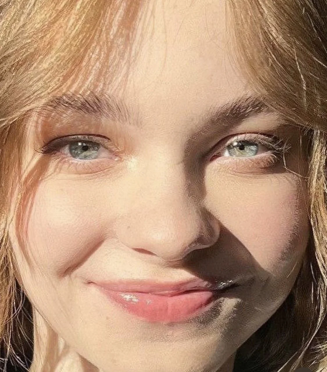 Emma Myers nose (1) image 5