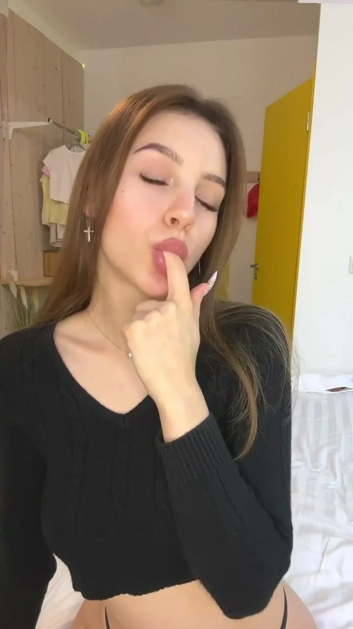 🔞 Wild curvy huge tits nude blowjob wet 💦🍑 Exclusive OF image 3