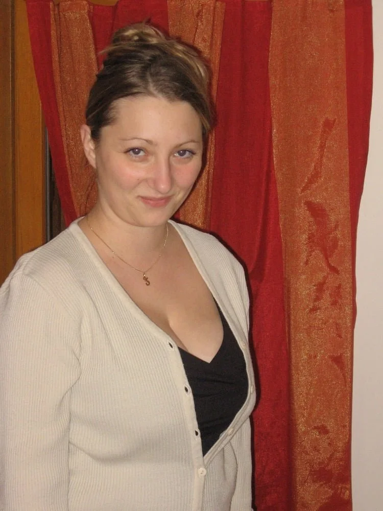 Chloe - French Milf With Huge Tits. (pic2) image 6