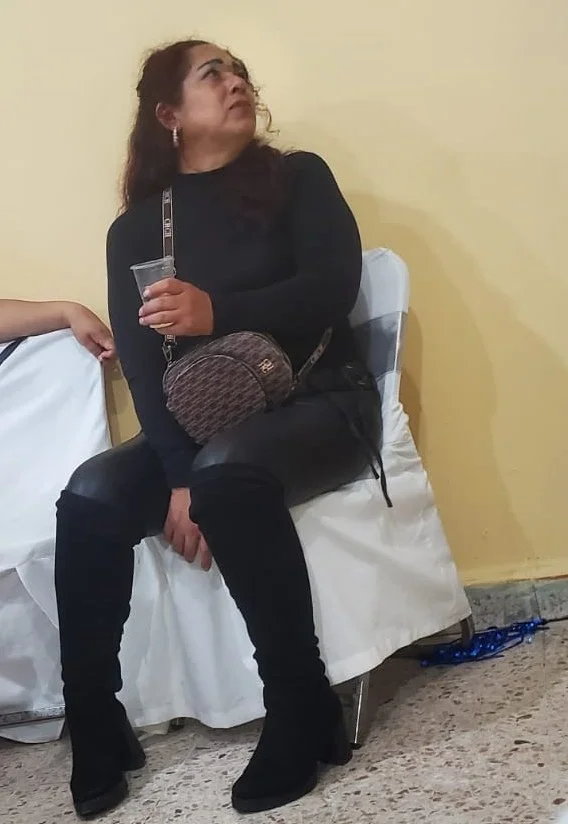 MILF culote espiado image 10