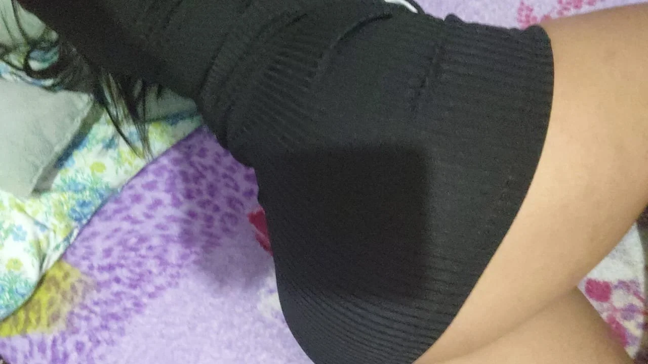 Novinha adora se exibir image 2