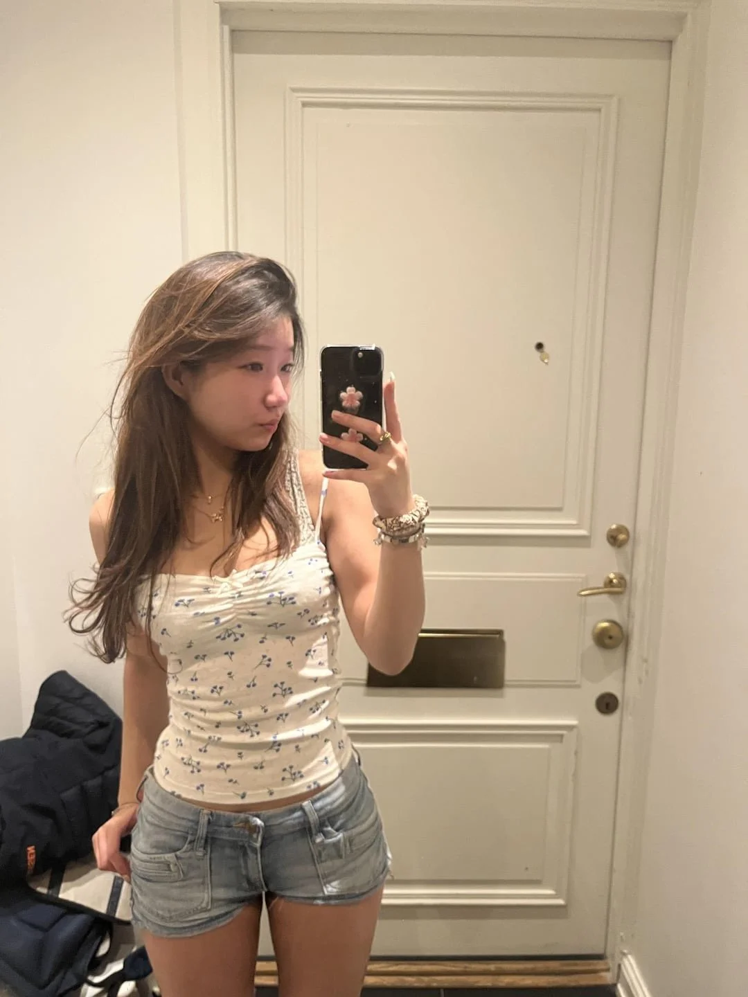 18YO KOREAN TEEN SLUT LEAKED!!! 🤤🔥🔥🔥 FUCK!!! Save while you can!! image 11