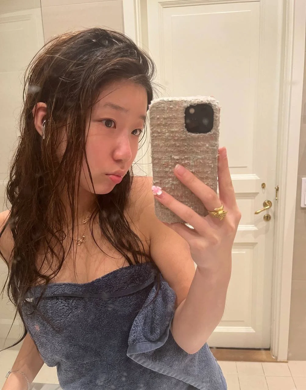 18YO KOREAN TEEN SLUT LEAKED!!! 🤤🔥🔥🔥 FUCK!!! Save while you can!! image 26