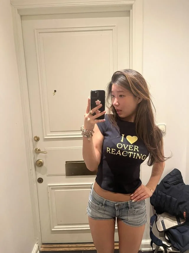 18YO KOREAN TEEN SLUT LEAKED!!! 🤤🔥🔥🔥 FUCK!!! Save while you can!! image 3