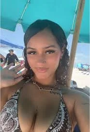 Gorgeous78 image 2