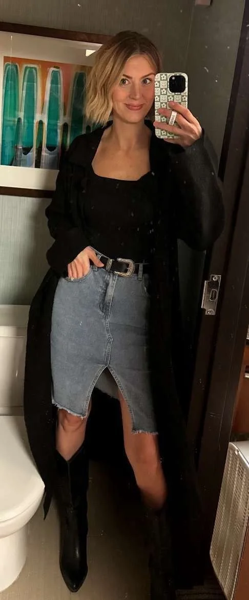 Slut Wife Angela showing off MILF body image 5