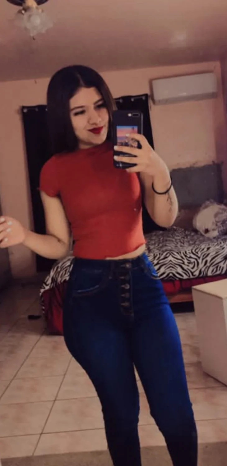 Rica puta tiene un rico culo y cuerpo sexy zorrita image 26