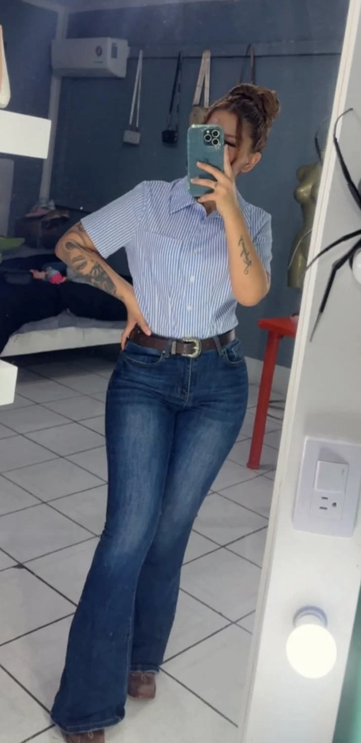 Rica puta tiene un rico culo y cuerpo sexy zorrita image 36