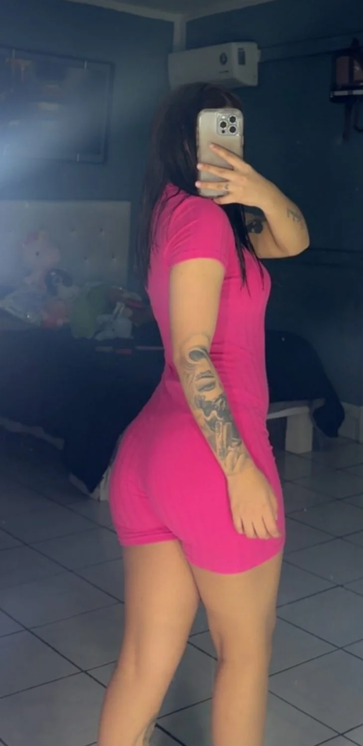 Rica puta tiene un rico culo y cuerpo sexy zorrita image 40