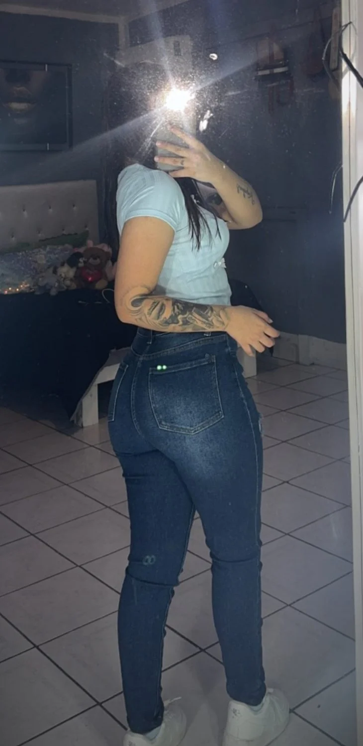 Rica puta tiene un rico culo y cuerpo sexy zorrita image 41