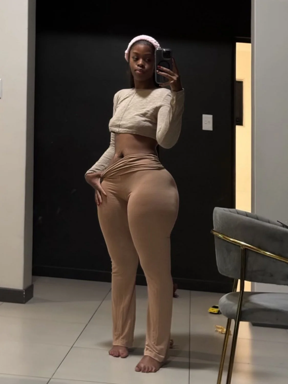 Get Those Tights 7 main image