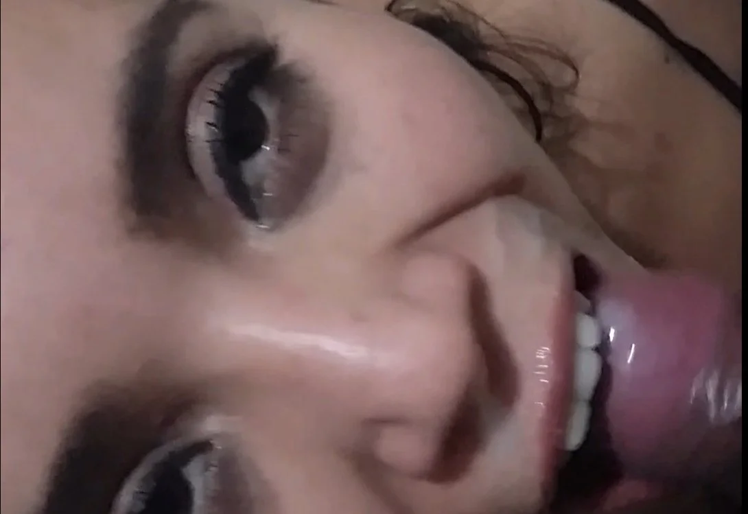 Puta mexicana mama verga hasta recibir semen en la cara image 12