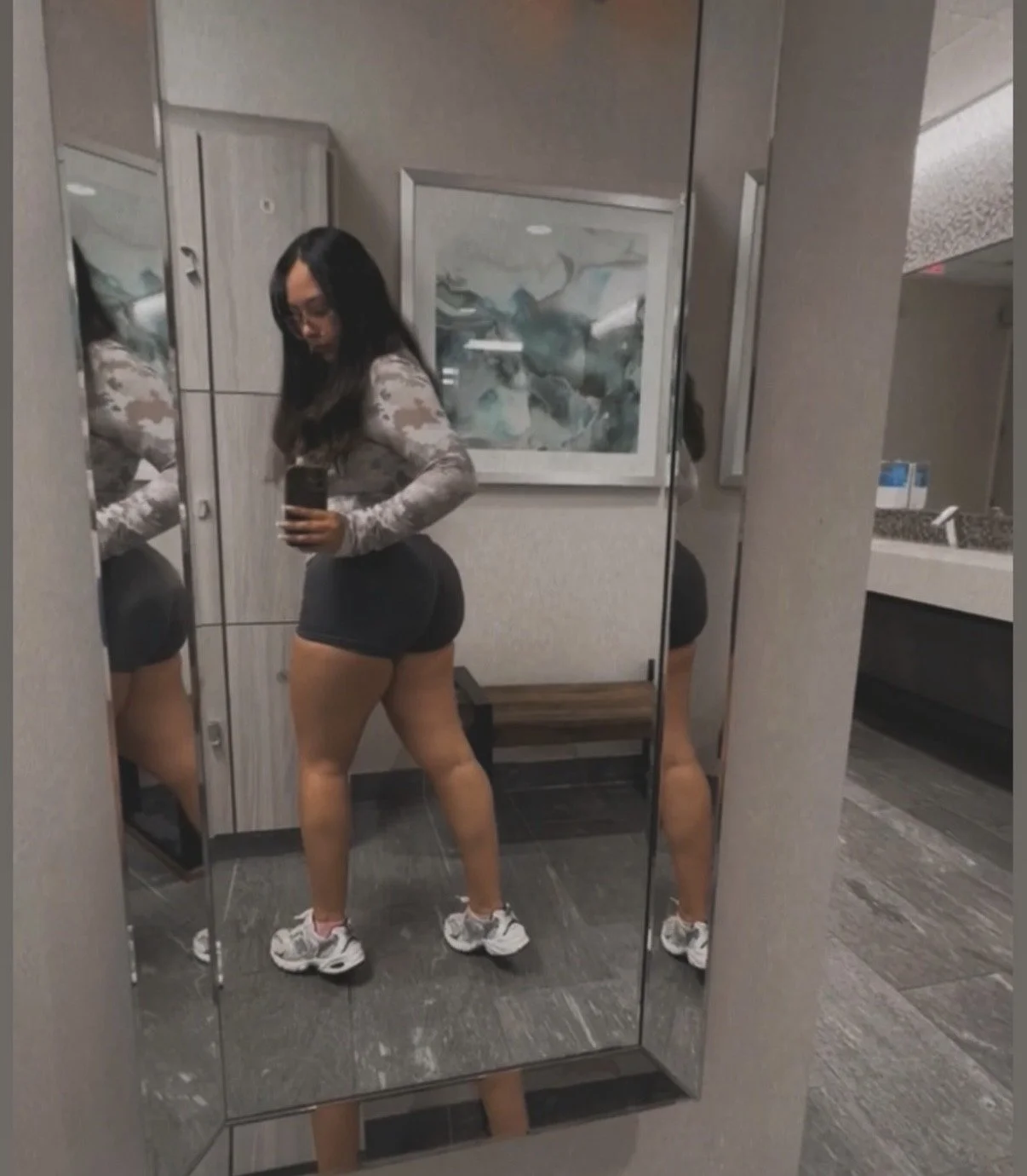 HEAVY image 27