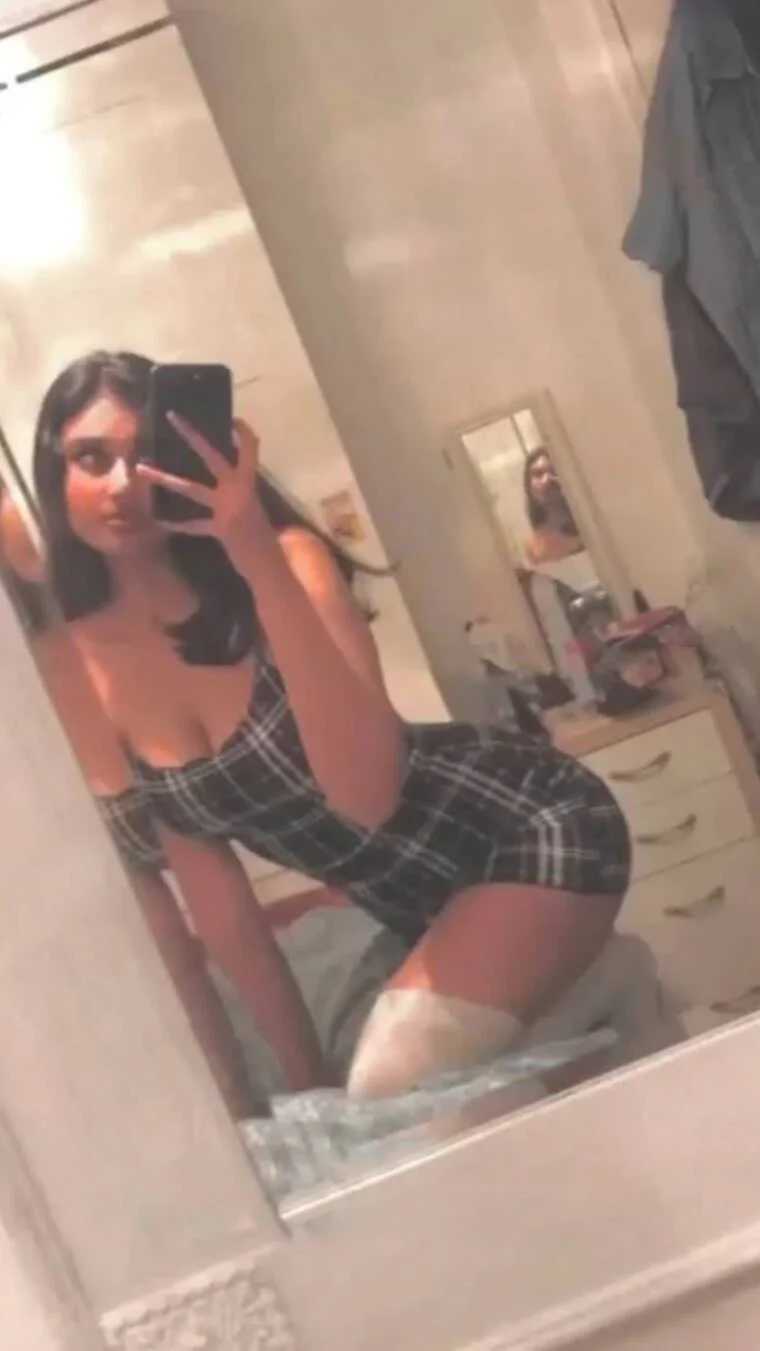 Make this UK Muslim slut famous image 11