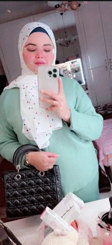 A veiled Arab woman, the height of femininity and hot image 3