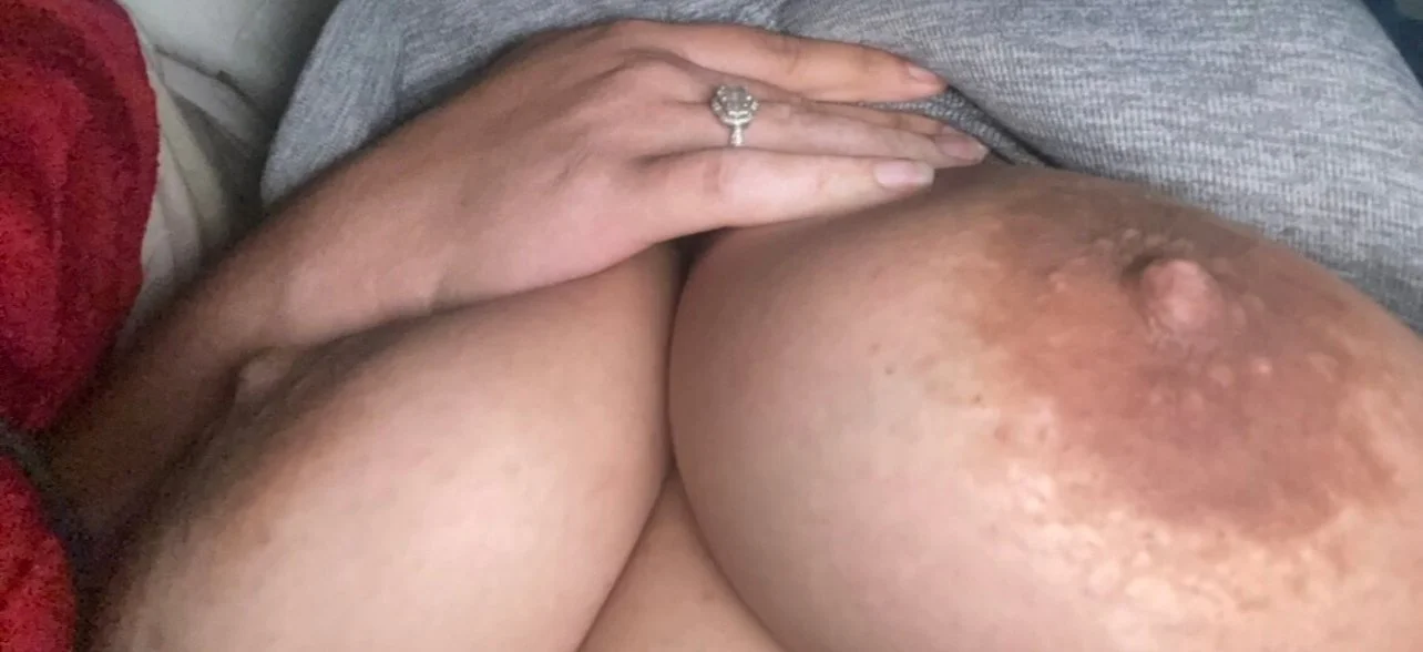 Slut likes anal. More coming soon! image 2