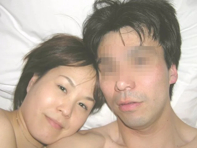 Japanese amateur milf 10 image 8
