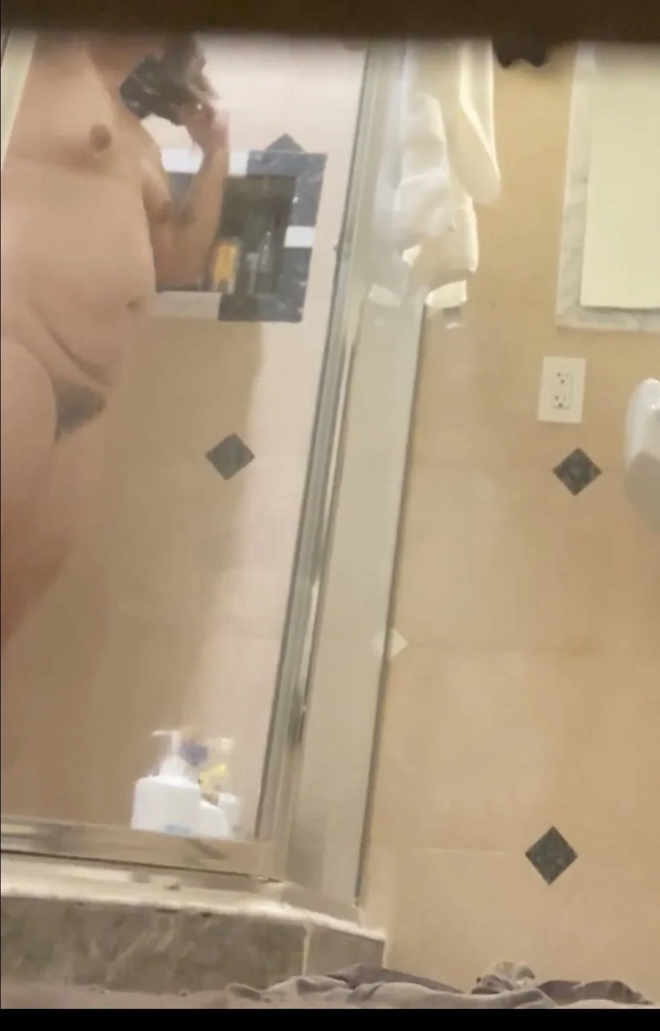 Amateur Latina image 8
