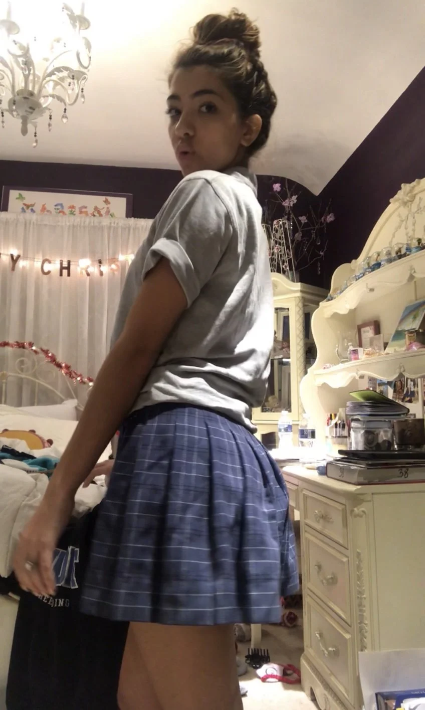 Angie 18 image 1