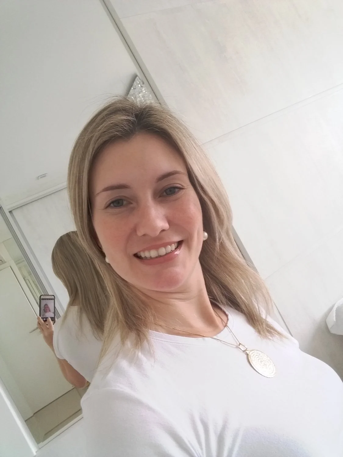 Coroa loira gostosa vazada peladinha main image