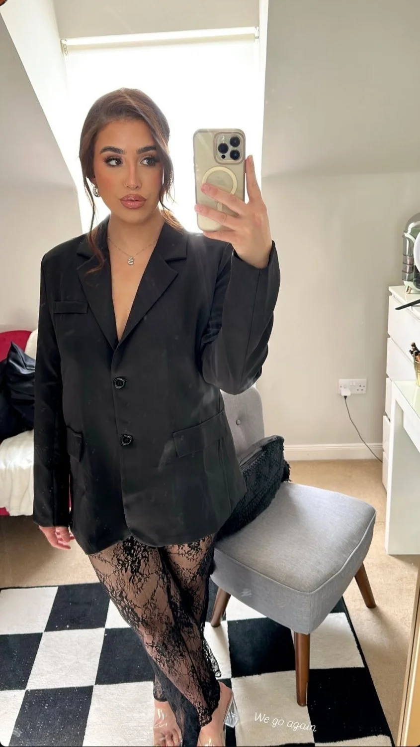 Hot slutty brunette uk chav pawg dsl image 8