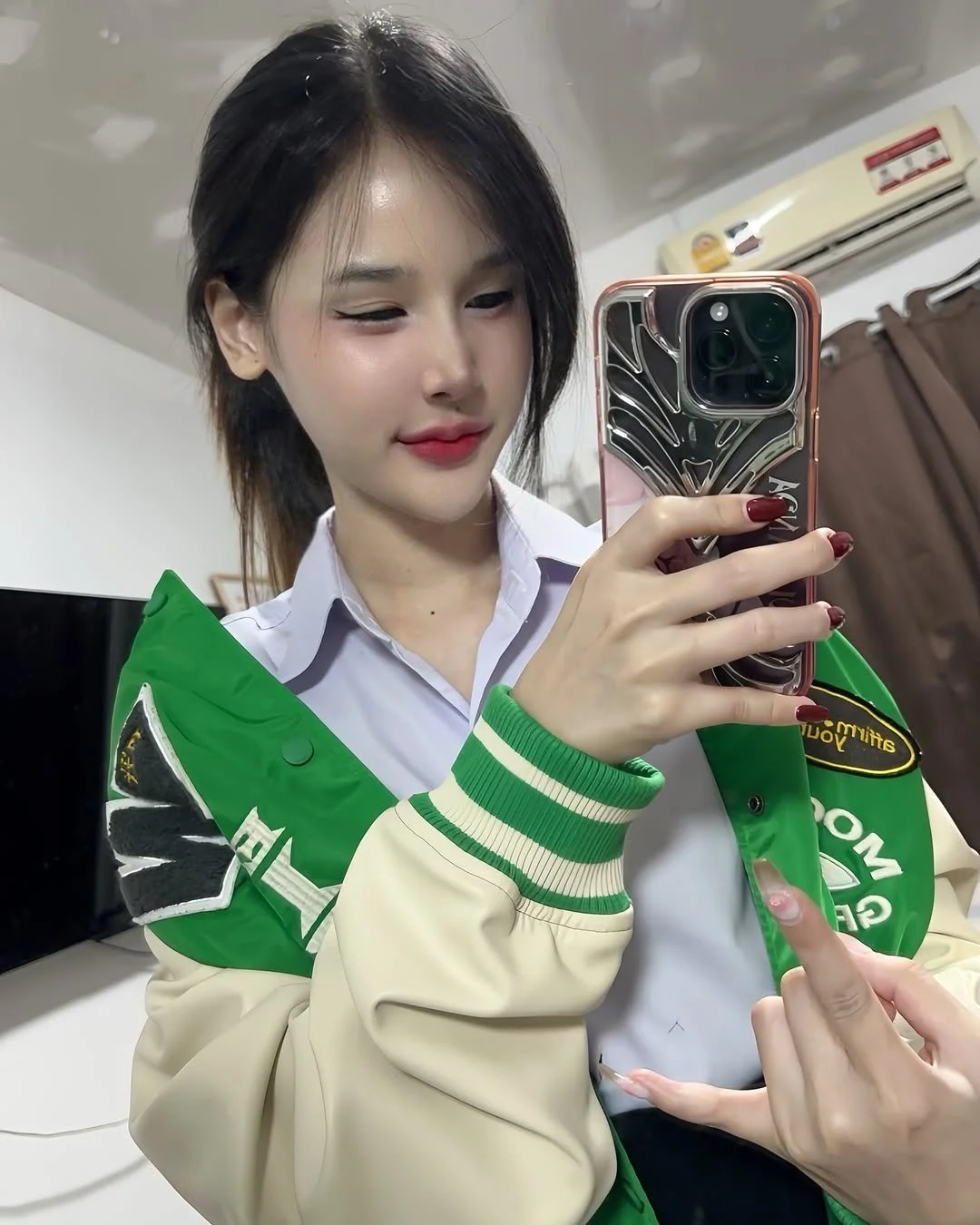 ⠀ main image
