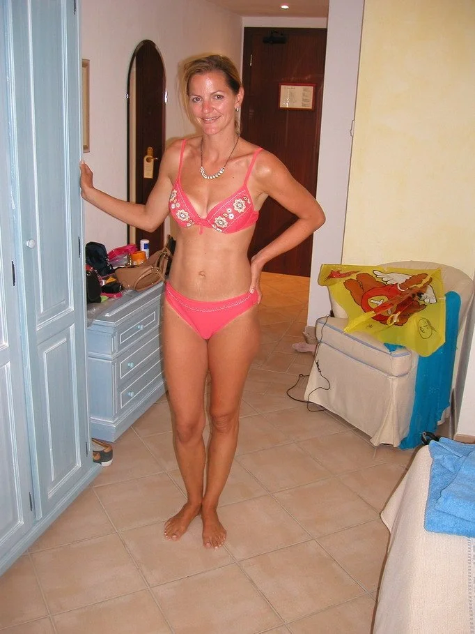 Milf image 5