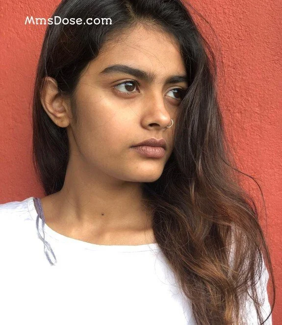 Indian teen girl give awesome blowjob image 37