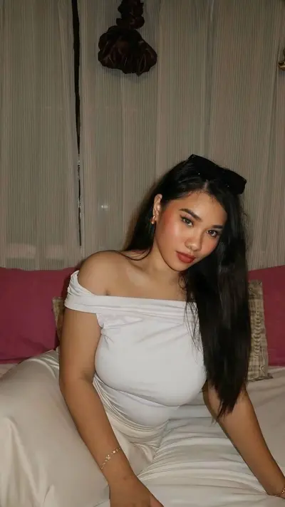 Kate tetona🤤 cover image