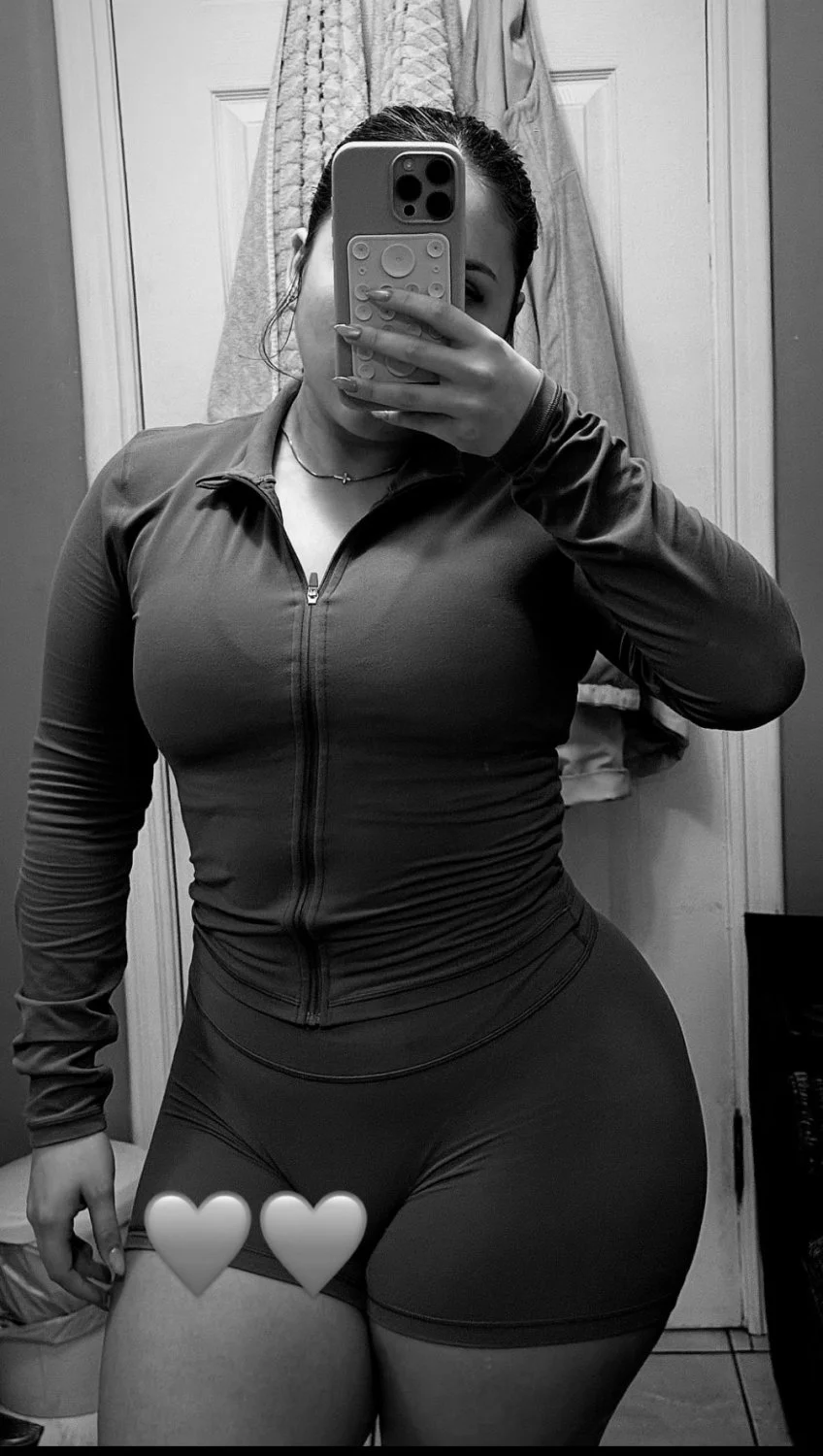 Funsize SoCal Latina Mexican Baddie Rebecca is a thick curvy slut who deserves cum image 29