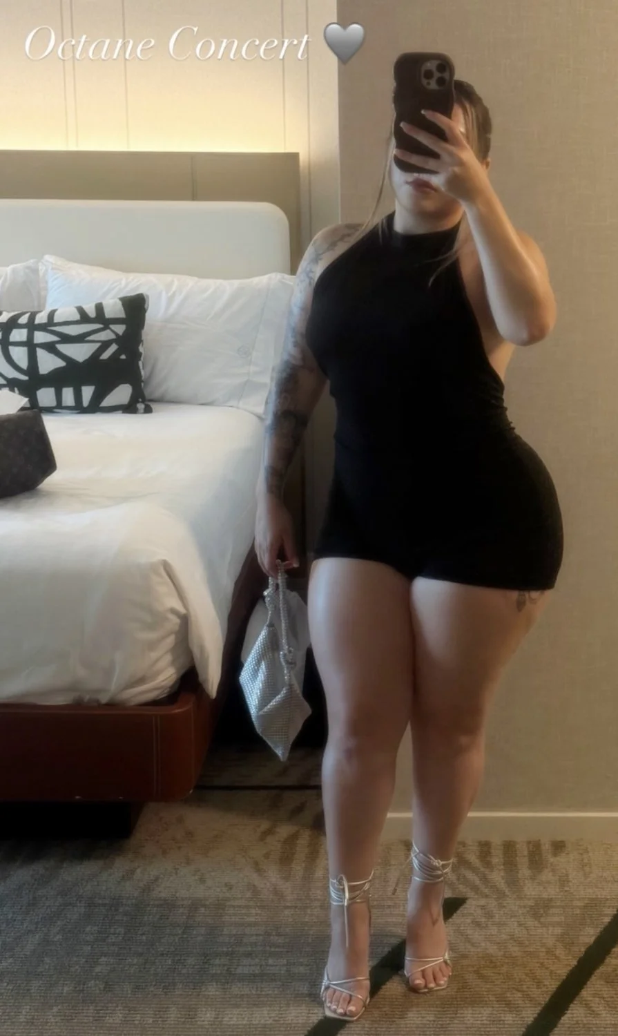 Funsize SoCal Latina Mexican Baddie Rebecca is a thick curvy slut who deserves cum image 33