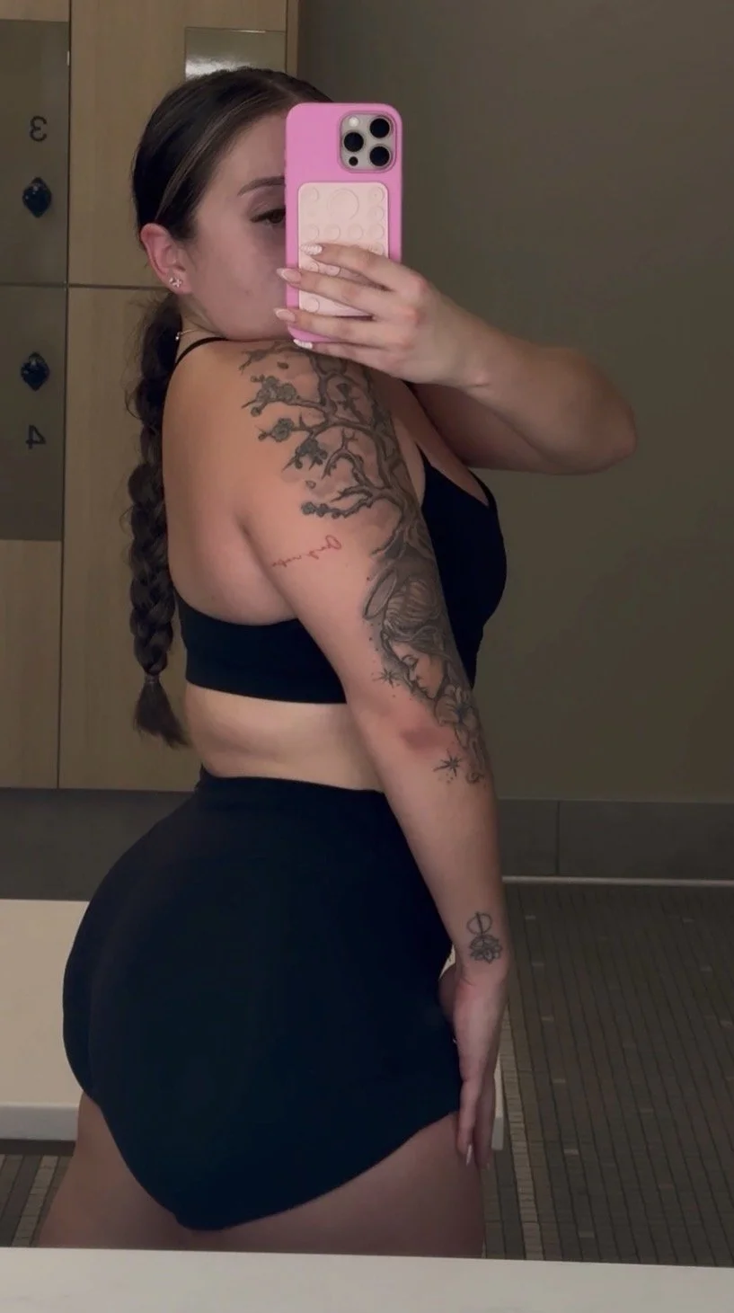 Funsize SoCal Latina Mexican Baddie Rebecca is a thick curvy slut who deserves cum image 43