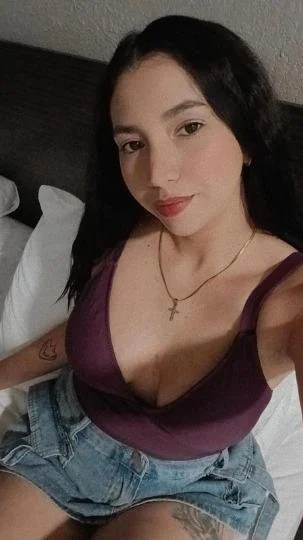 Nai sexy latina slut main image