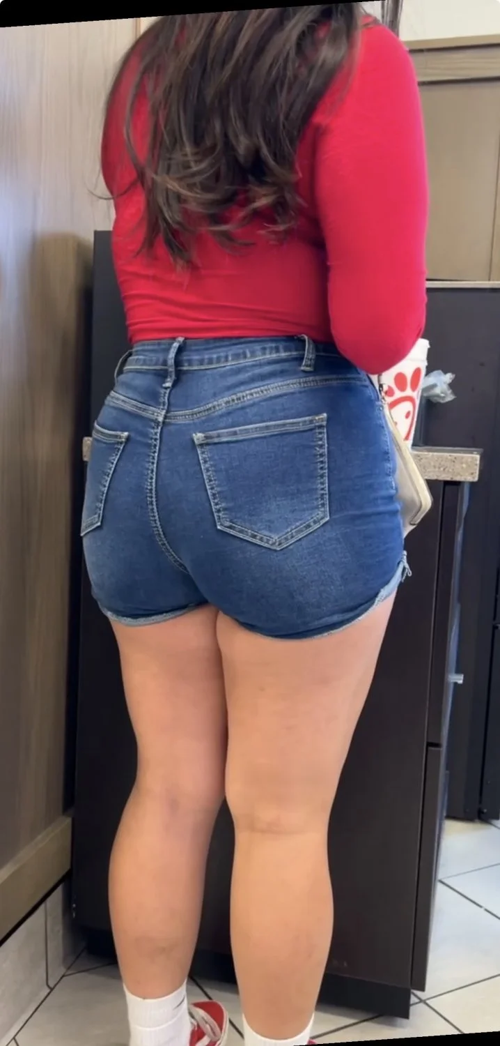 Fat Latina ass in Jean shorts image 7